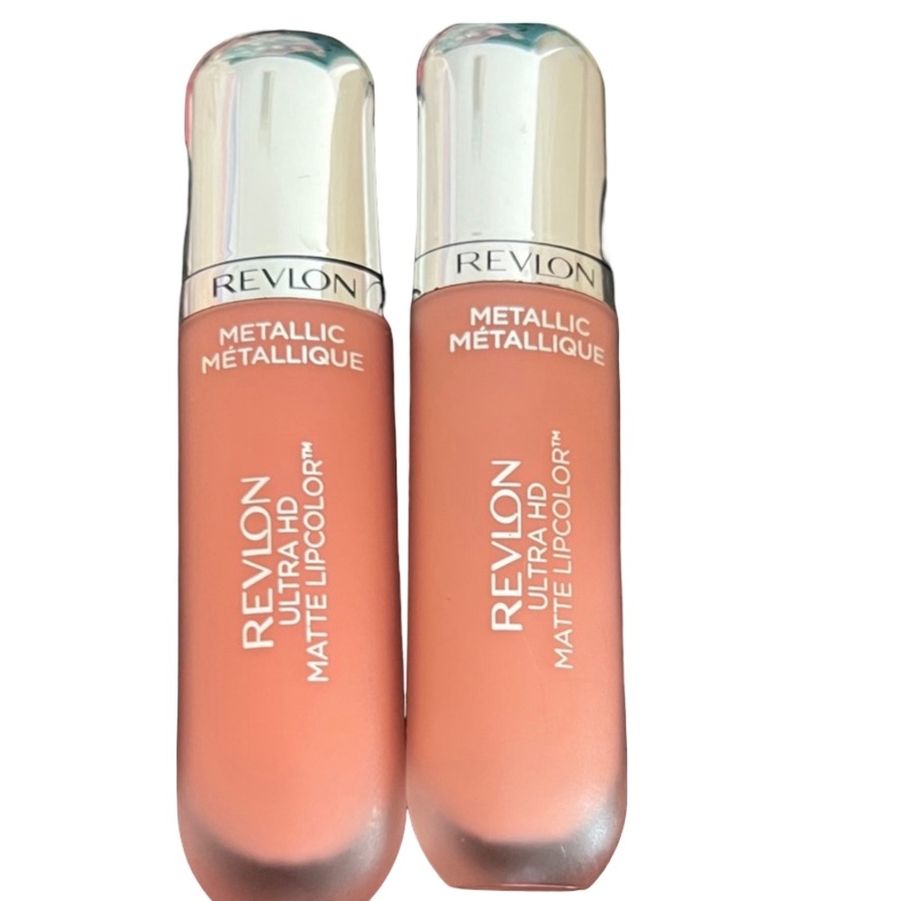 Revlon Ultra HD Metallic Matte Lipcolor in the shade 690 HD Gleam 2 pack